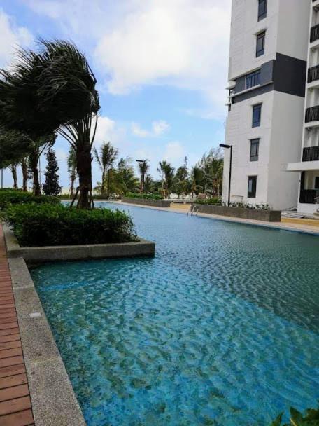 Timurbay By Dfamilia, Ground Floor Suite With Easy Access To The Pool And Beach Kuantan Eksteriør billede